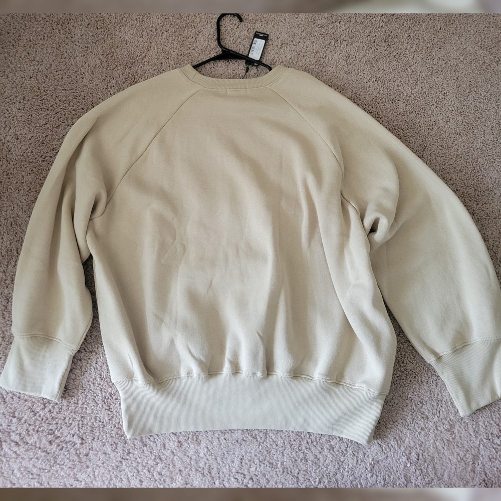 FINAL PRICE DROP NWT PrettyLittleThing Cream Mini Skirt Crewneck Matching Set - Picture 7 of 10